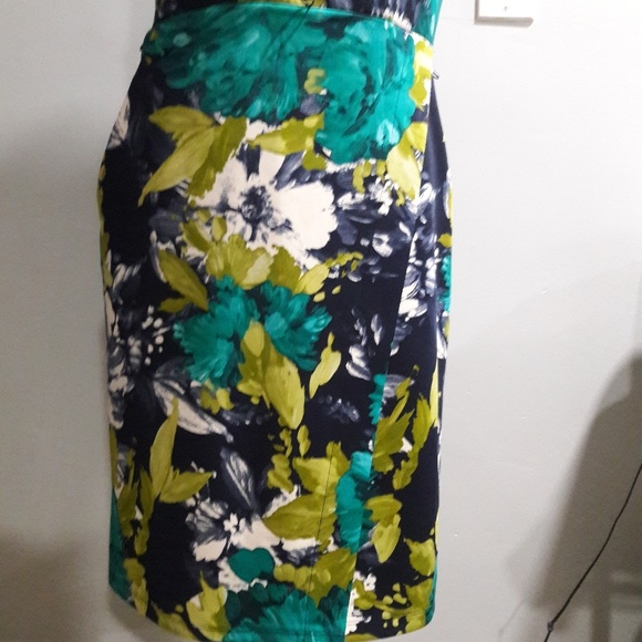 Nice dress🦋 - Picture 6 of 6